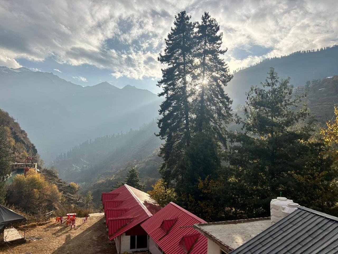Lord Shiva Dimension Hotel Tosh Exterior foto