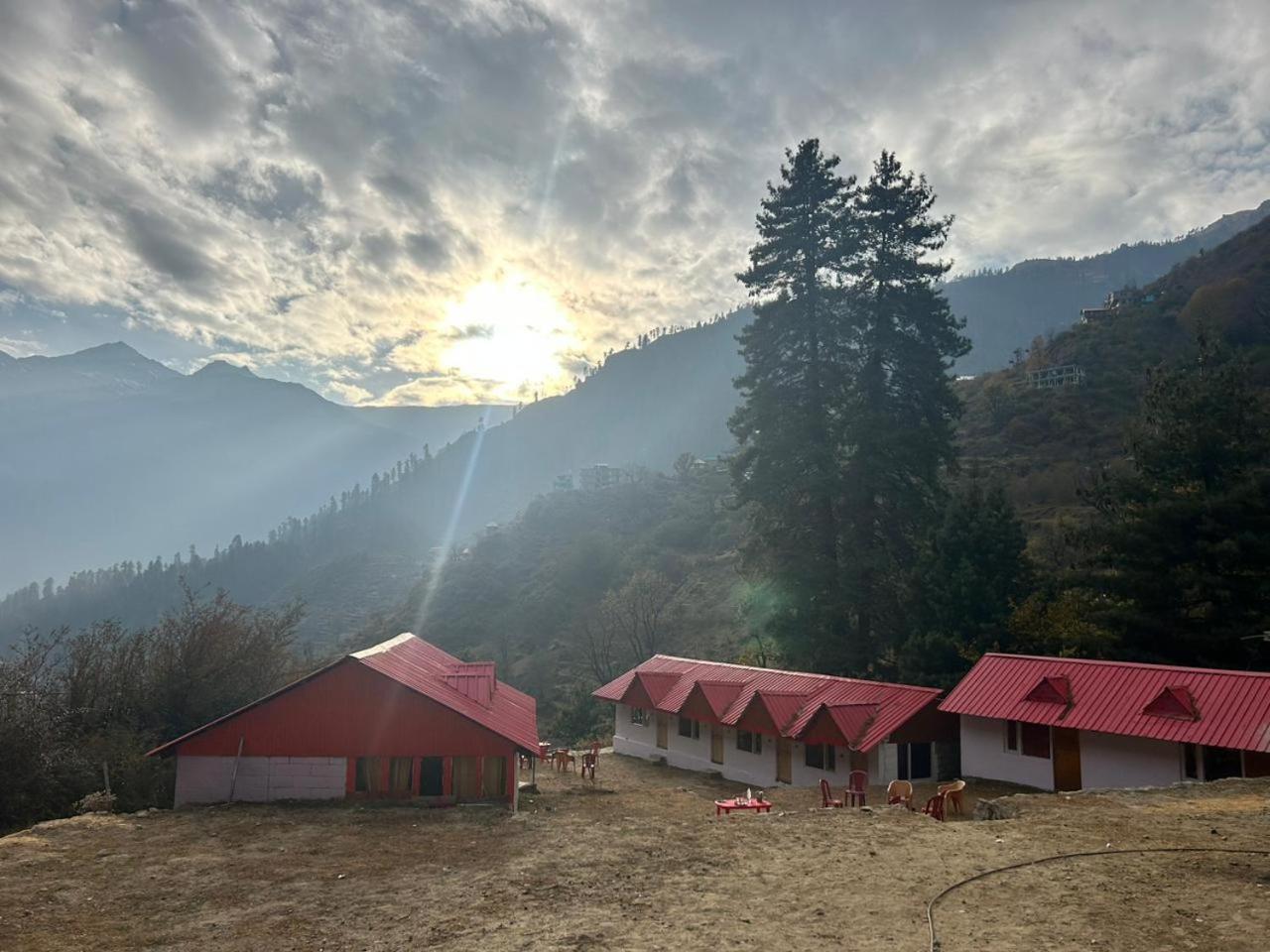 Lord Shiva Dimension Hotel Tosh Exterior foto